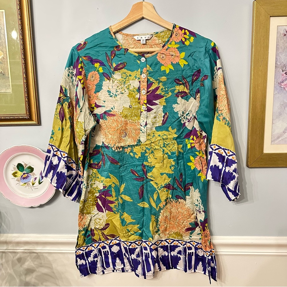 CAbi Floral 100% Silk Tunic Top Size XS Colorful Resort Travel Beach Teal Boho